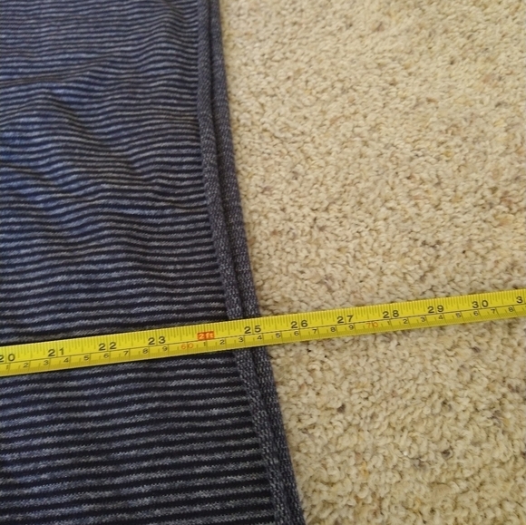 Lululemon vinyasa scarf - Picture 4 of 6